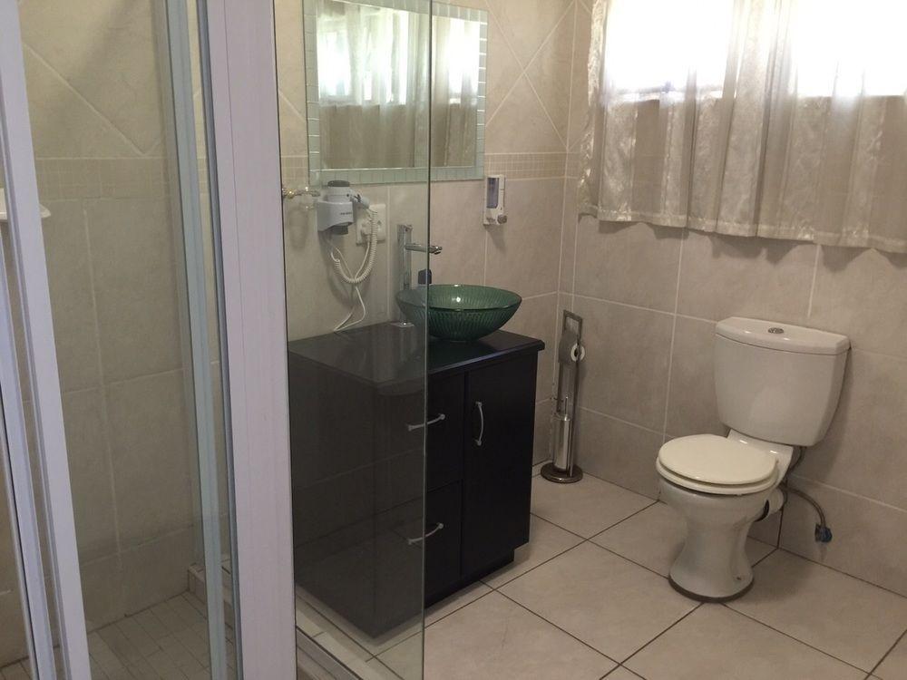 Dube Executive Hotel Johannesburg