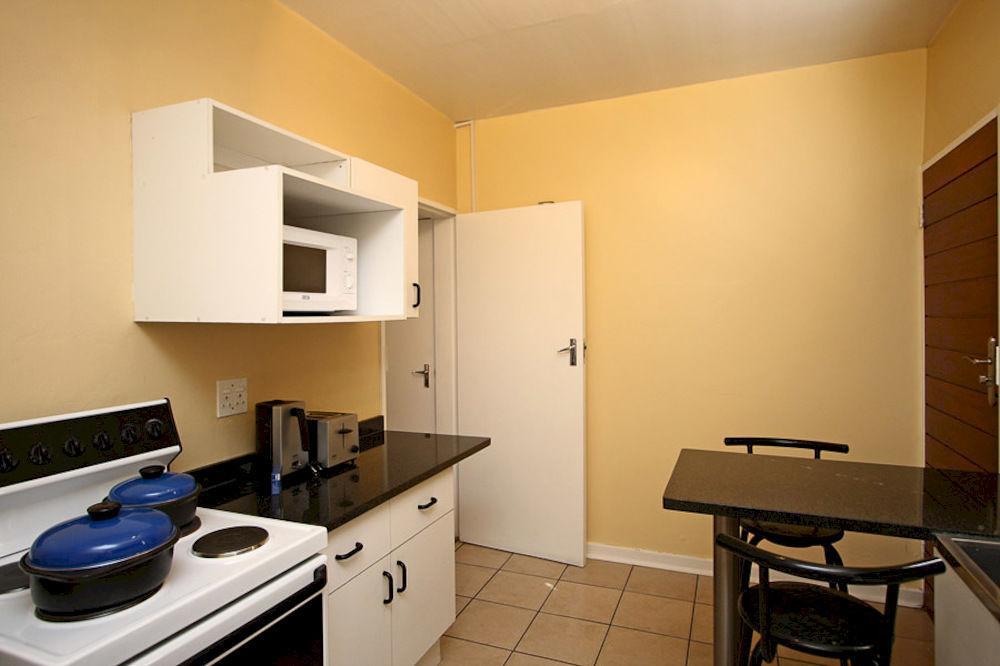 Vetho 1 Or Tambo Airport Apartment *