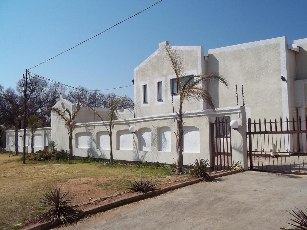 Bed & Breakfast Ecotel Benoni 3*