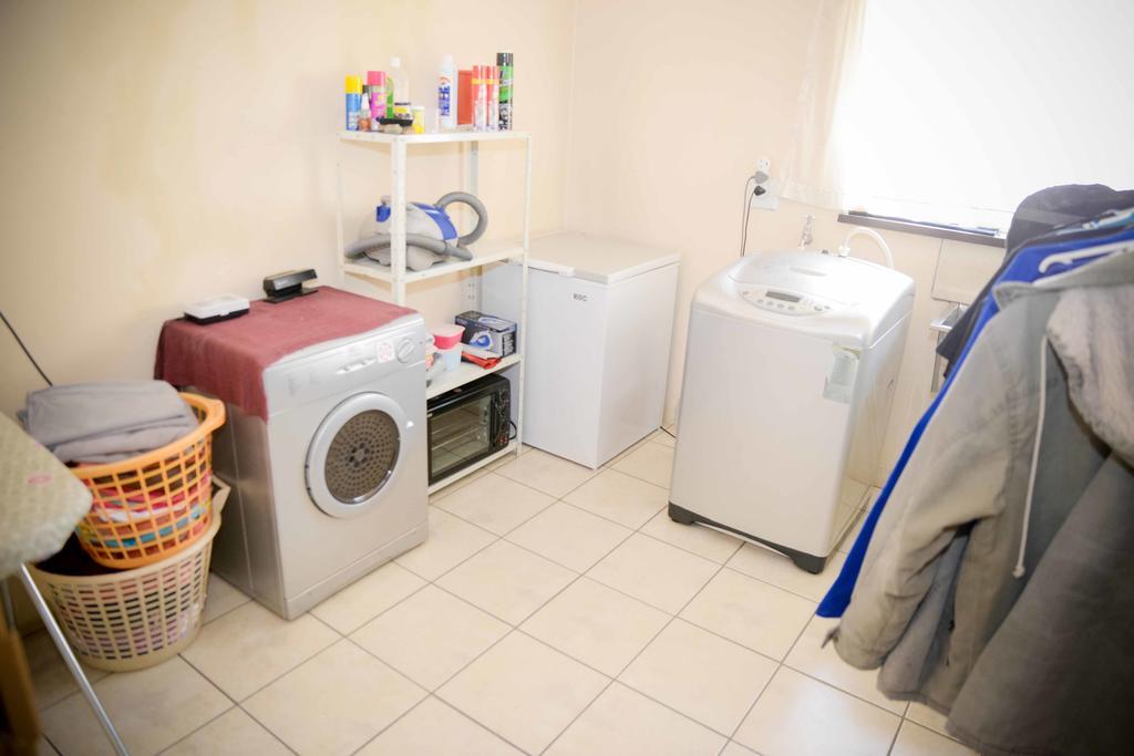 Terrylin And Backpackers (adults Only)
