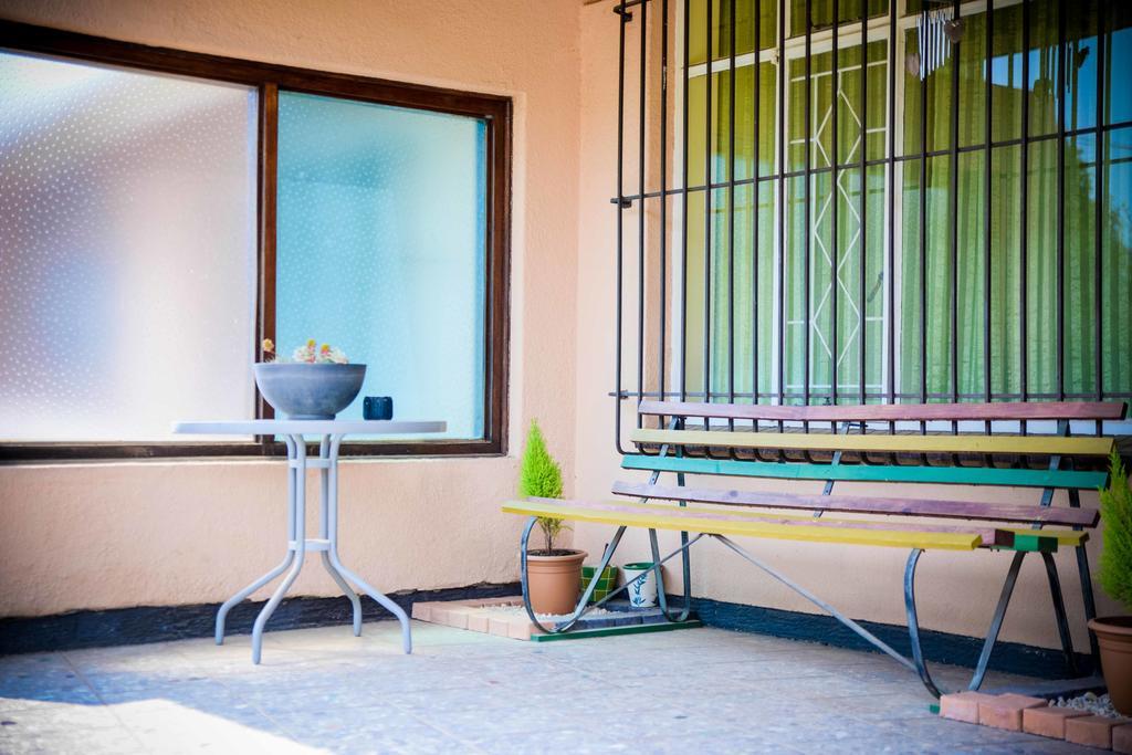 Terrylin And Backpackers (adults Only)
