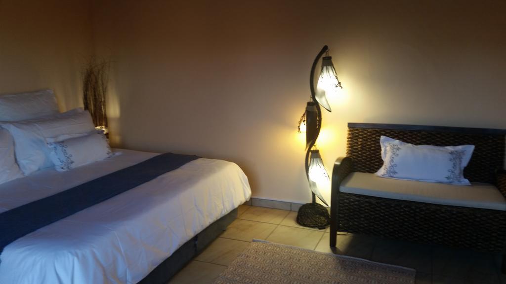Guest house African Phoenix Guest *