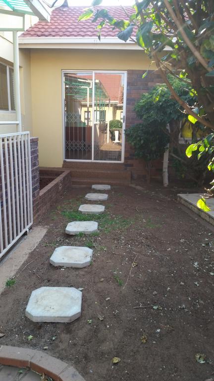 Guest house African Phoenix Guest Johannesburg