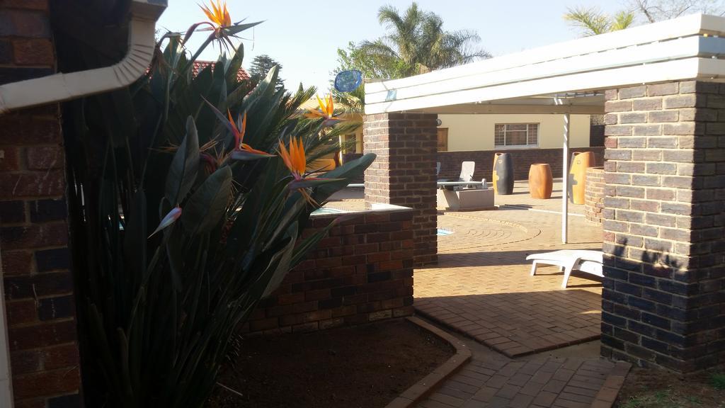 Guest house African Phoenix Guest Johannesburg