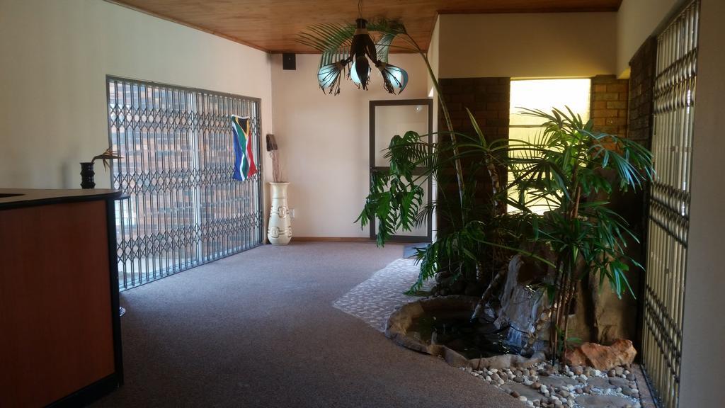Guest house African Phoenix Guest *
