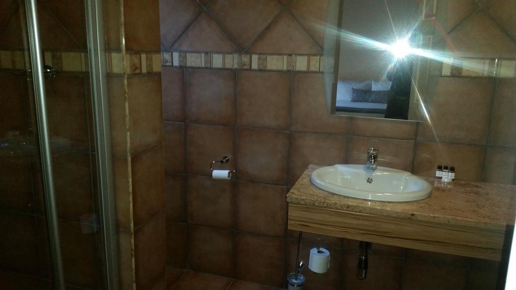 Guest house African Phoenix Guest *