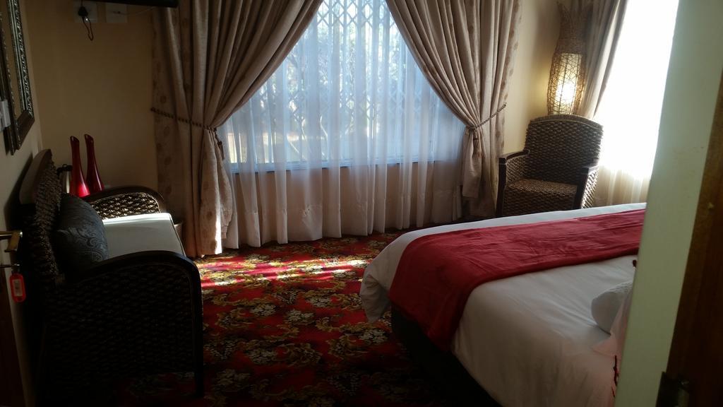 Guest house African Phoenix Guest Johannesburg