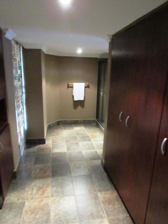 Idube Estate 3*