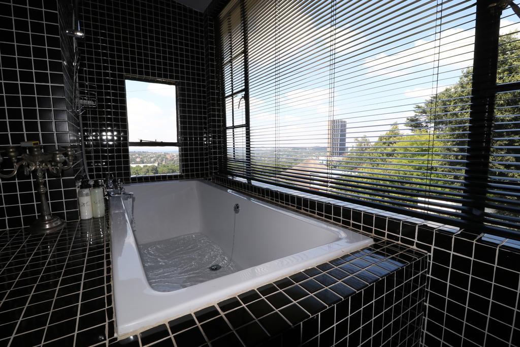 Zietsies Guest house 3*