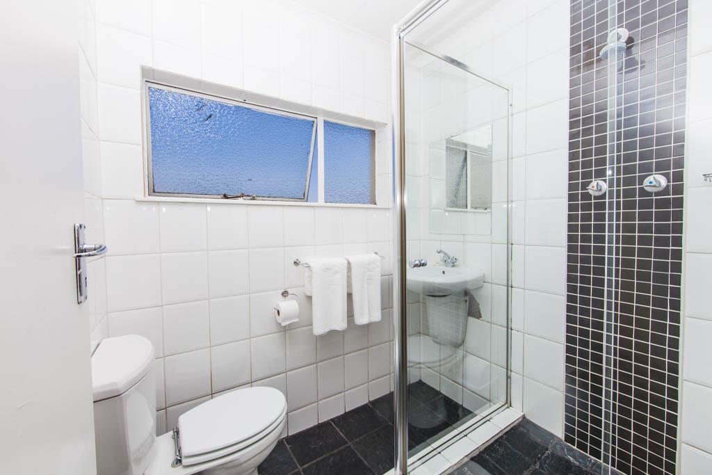 Vetho 1 Or Tambo Airport * Johannesburg