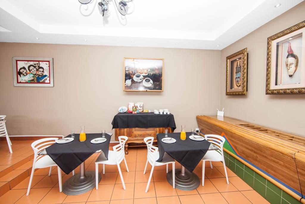 Vetho 1 Or Tambo Airport Apartment