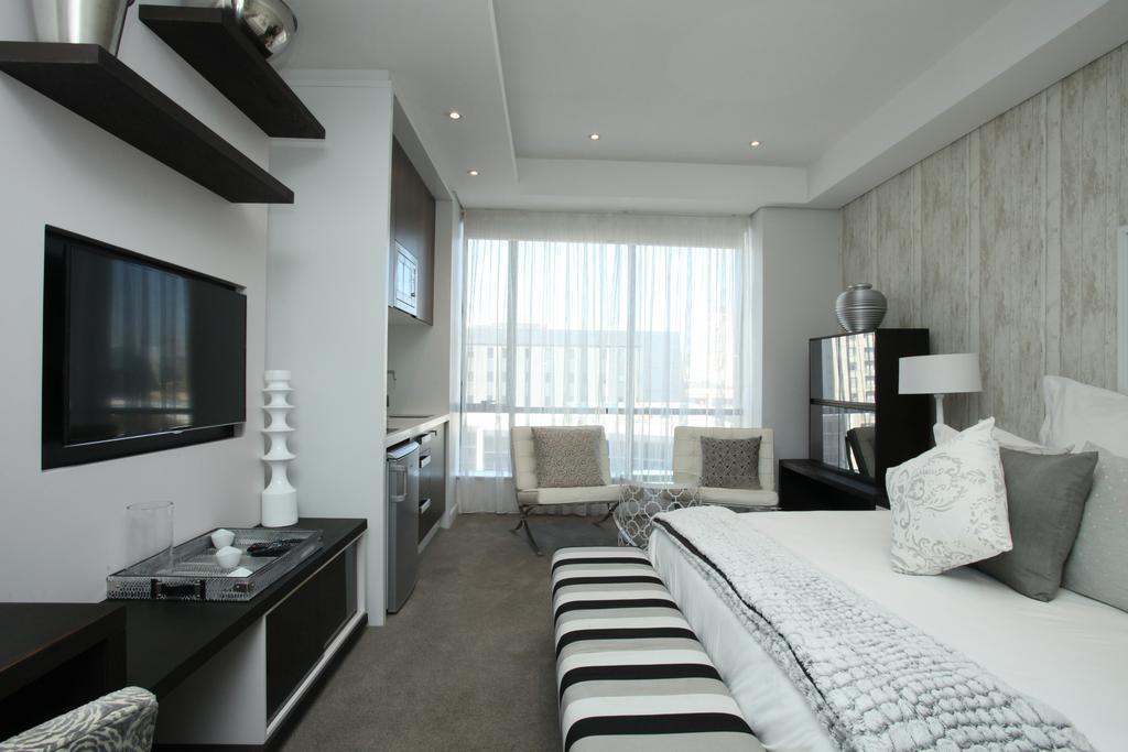 Luxury @ Sandton Skye Joanesburgo