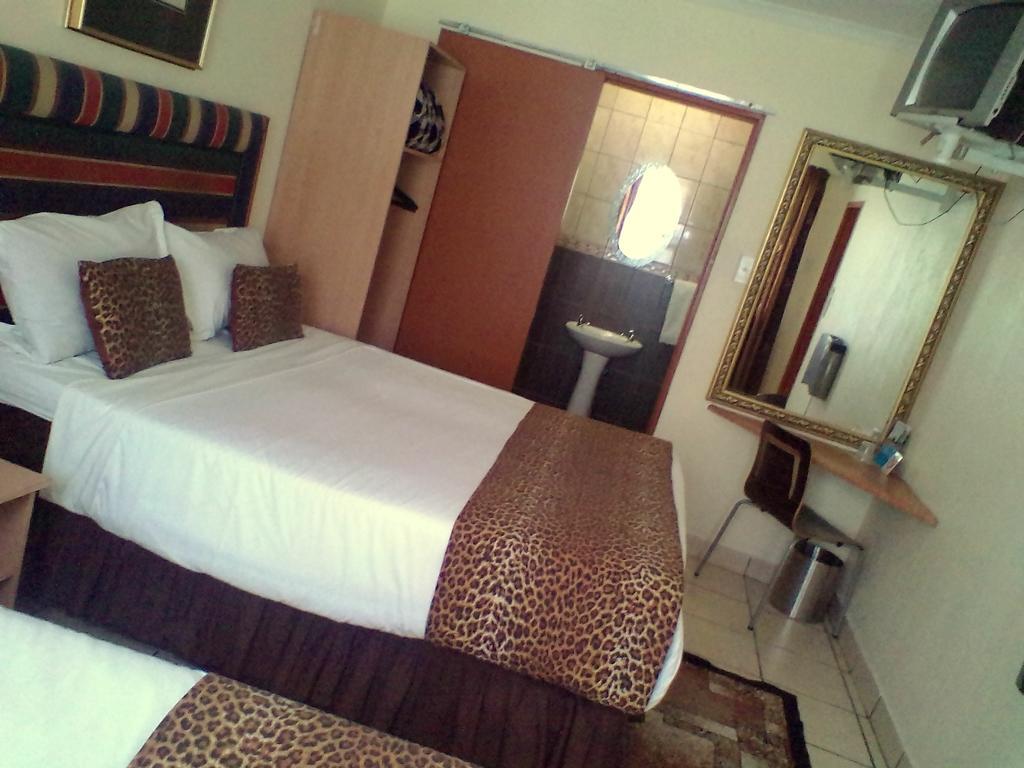Ecotel Benoni Bed & Breakfast 3*