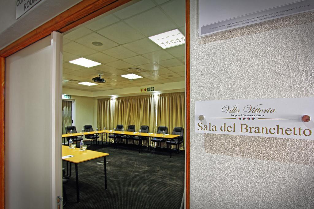 Guest house Vittoria And Conference Centre 4*