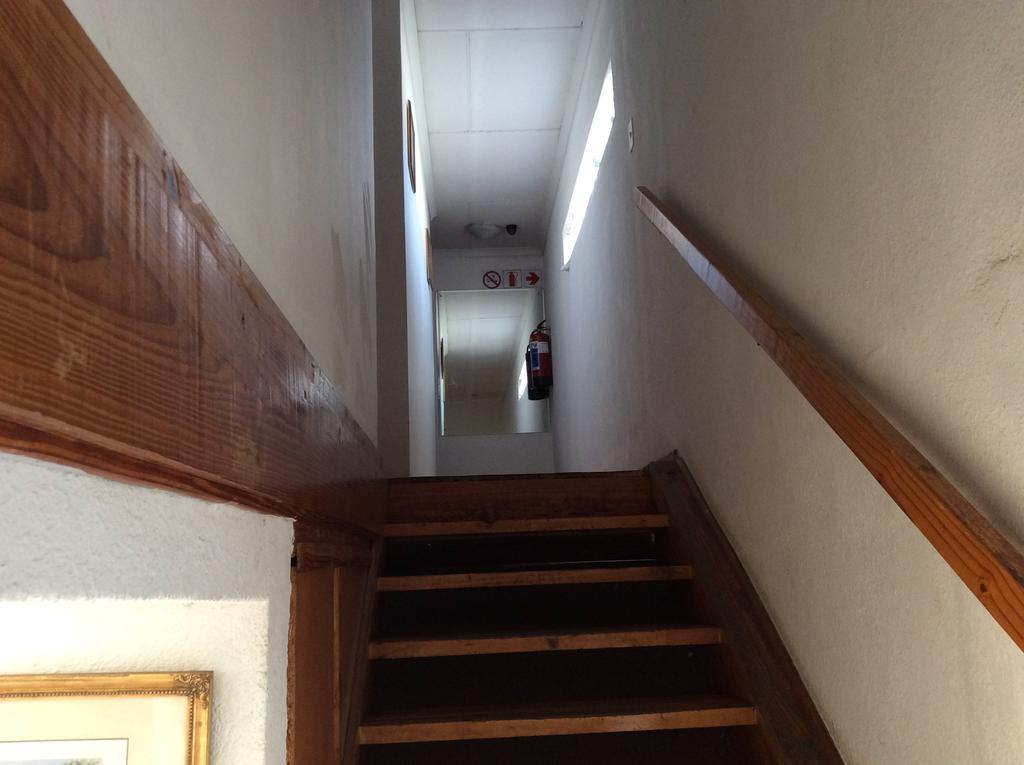Marathon Guest house *