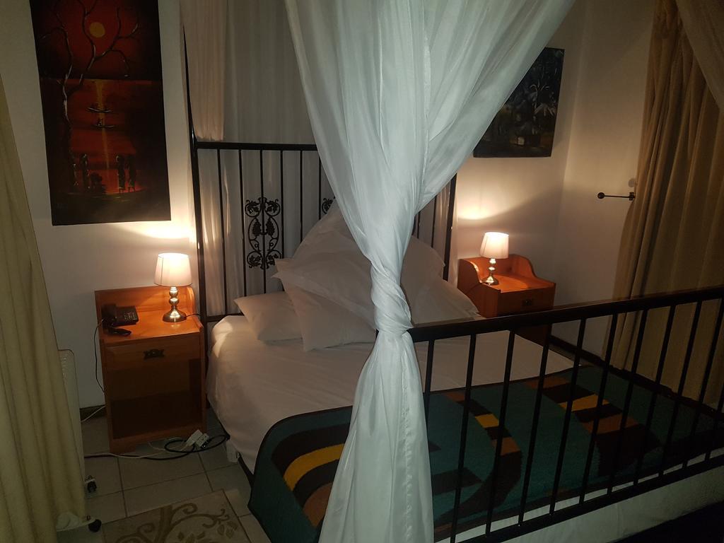 Thulani Gasthof Johannesburg