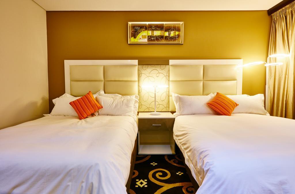 Hotel Palm Continental 4*