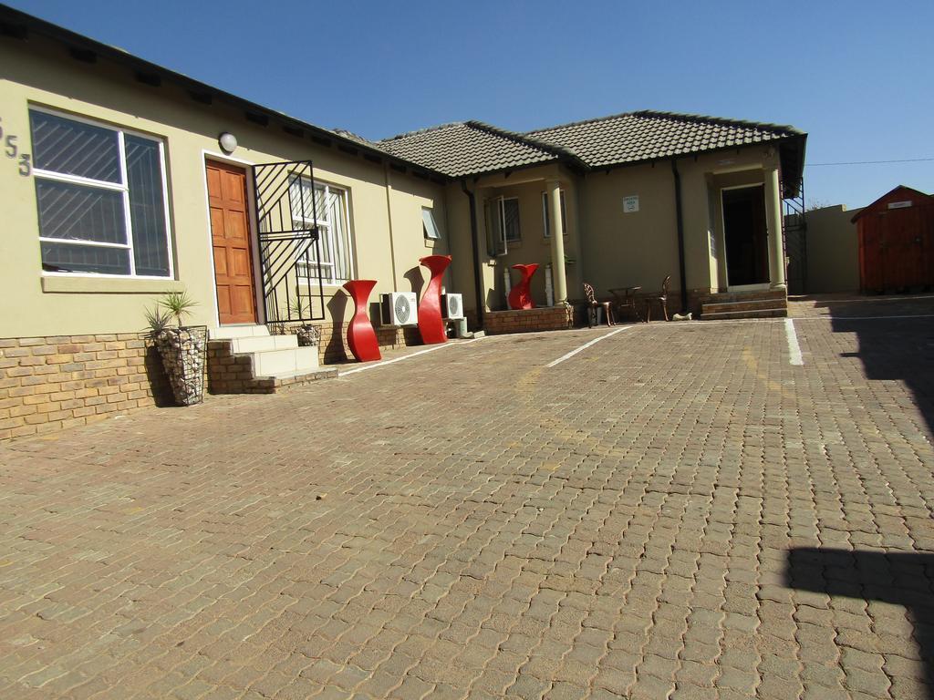 Guest house Cosmo