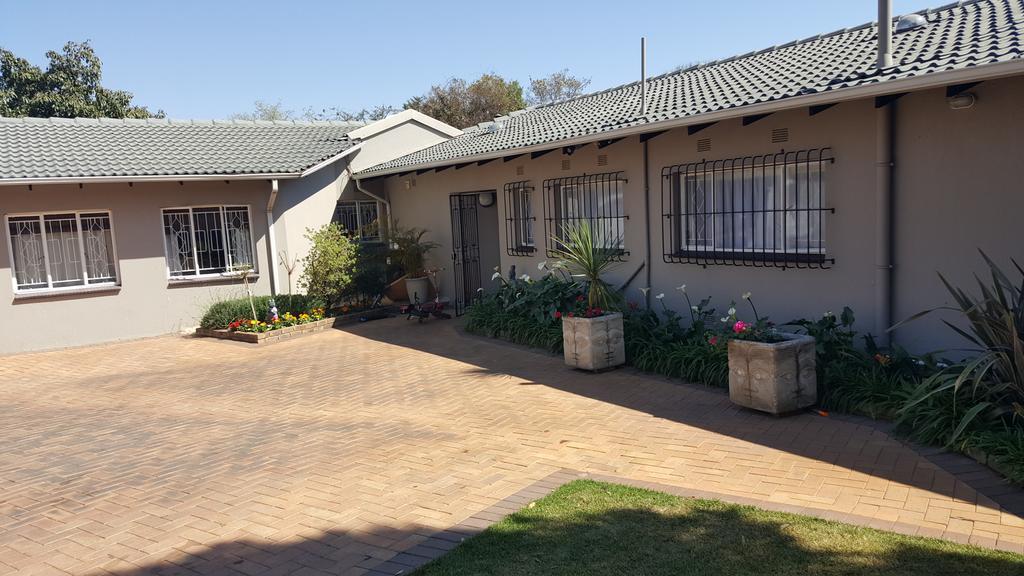 8 Ibis Lane 3* Johannesburg