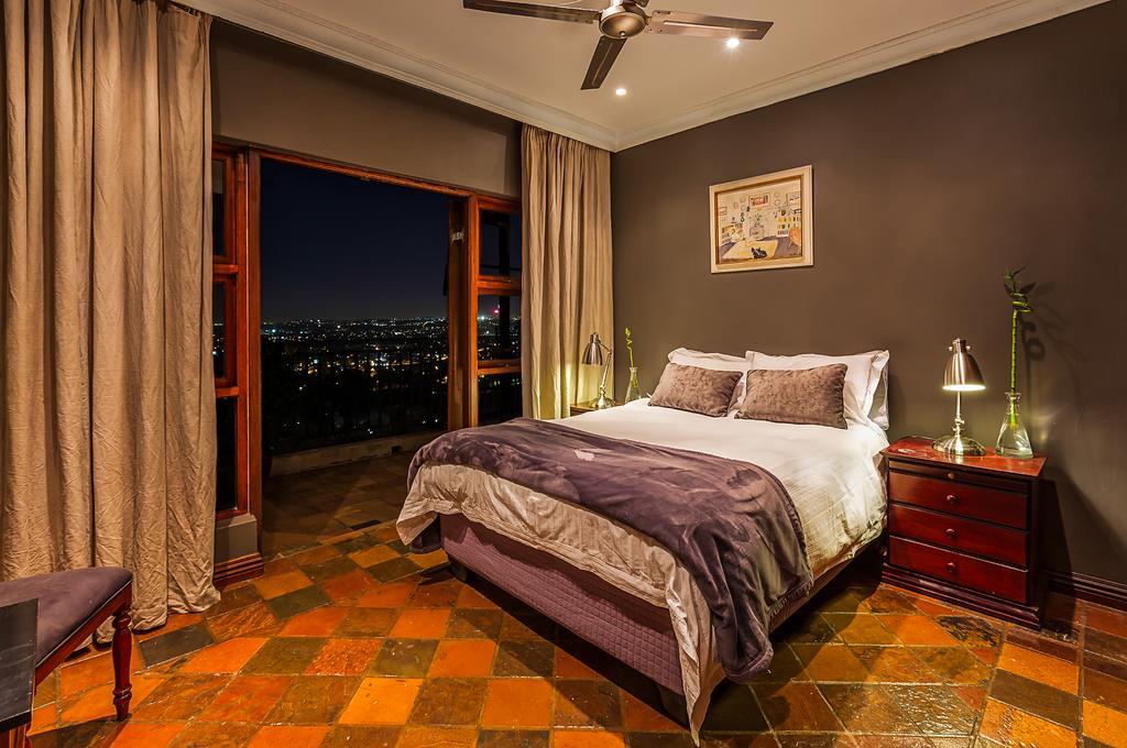 33 Musilis Guest house *