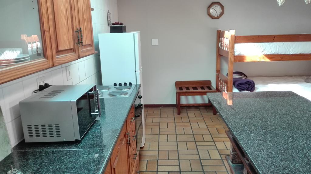 House On York Guest house 4*