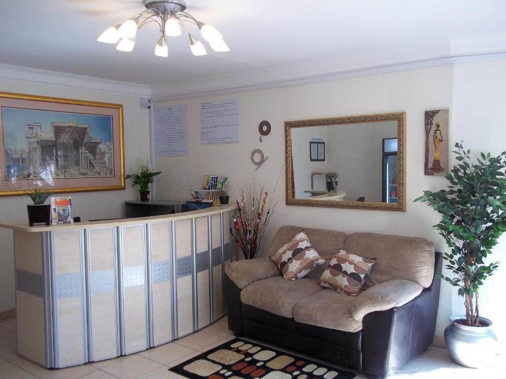 Ecotel Benoni 3*