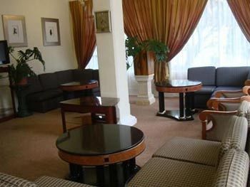 East Gate Palms Khách sạn 3*