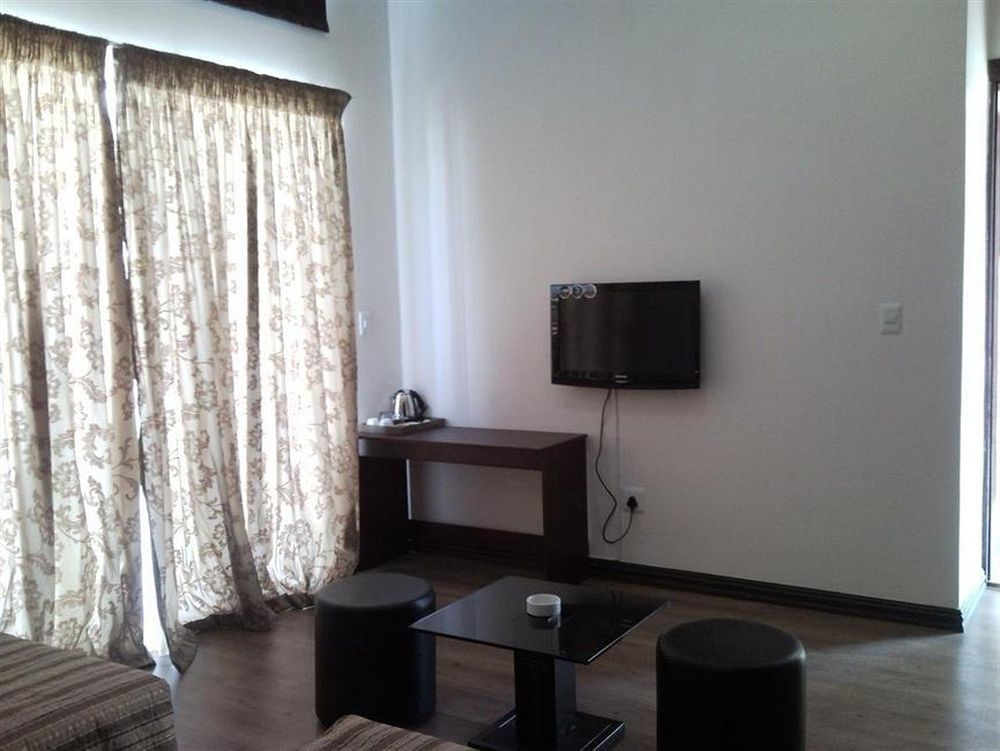 Silver Oak Guest house 3*