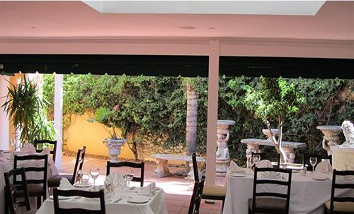 Little Tuscany Boutique Hotel 4*