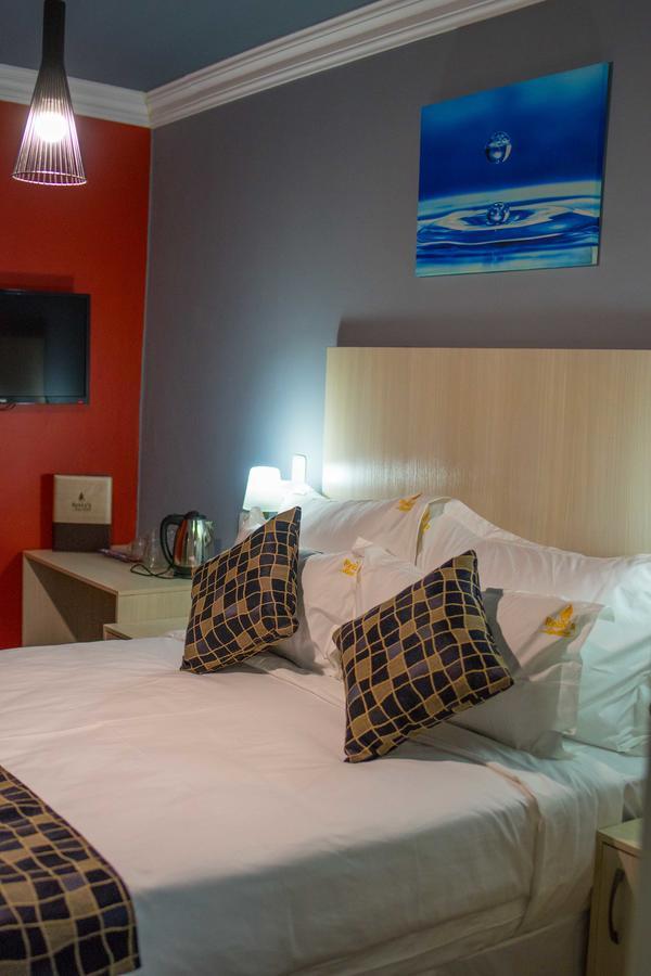 Rekky Signature Guest house Johannesburg