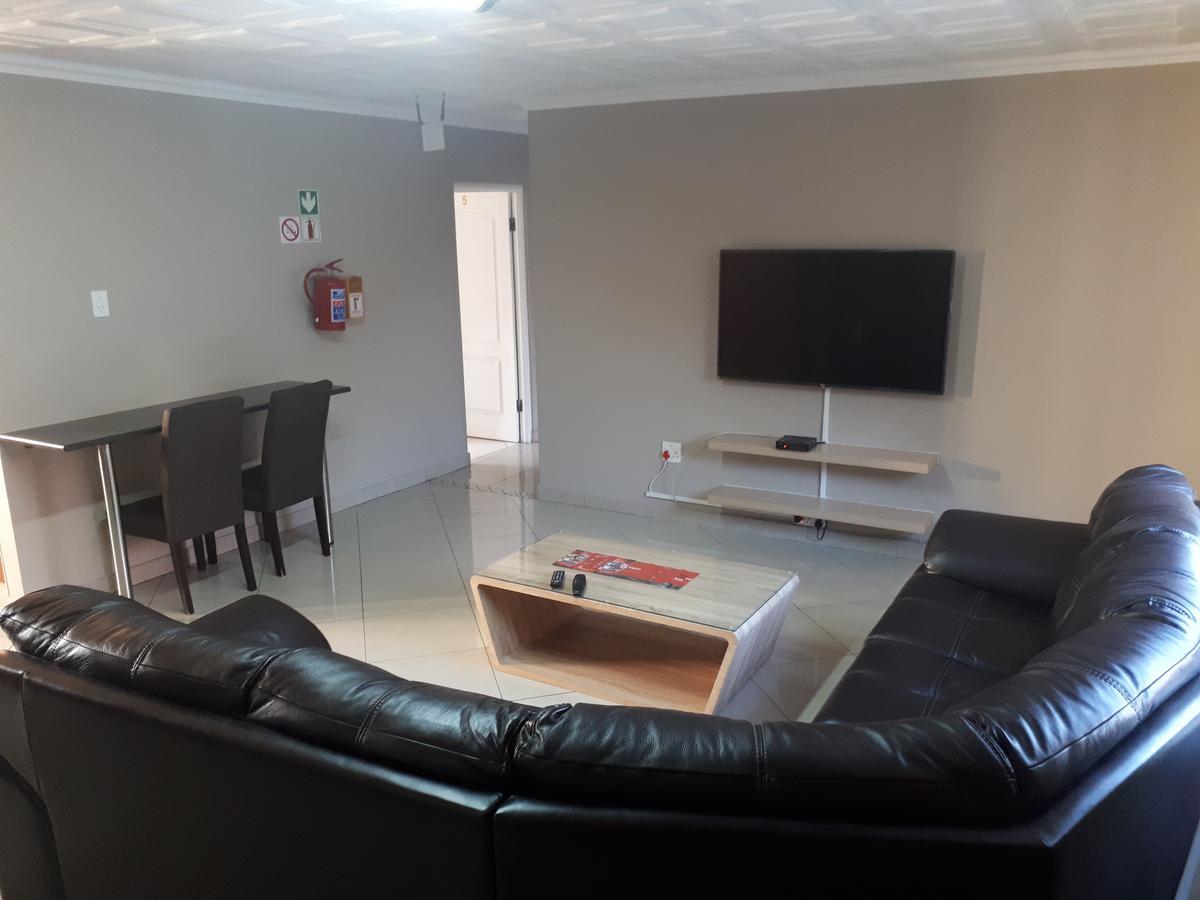 Vilakazi Backpackers