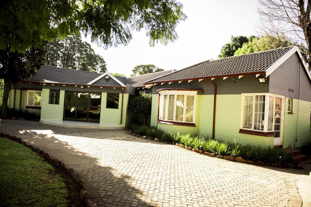 Klelya'S Bed And Breakfast * Johannesburg