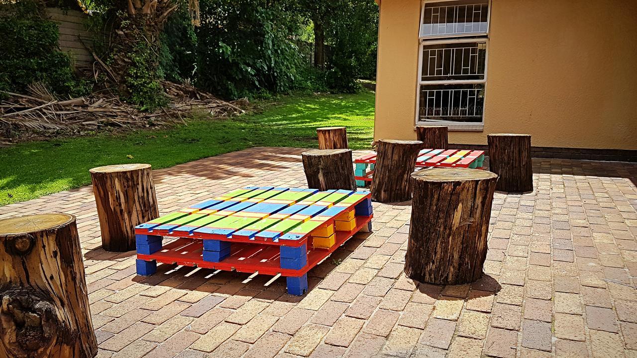 Mikasa Sukasa Backpackers * Johannesburg