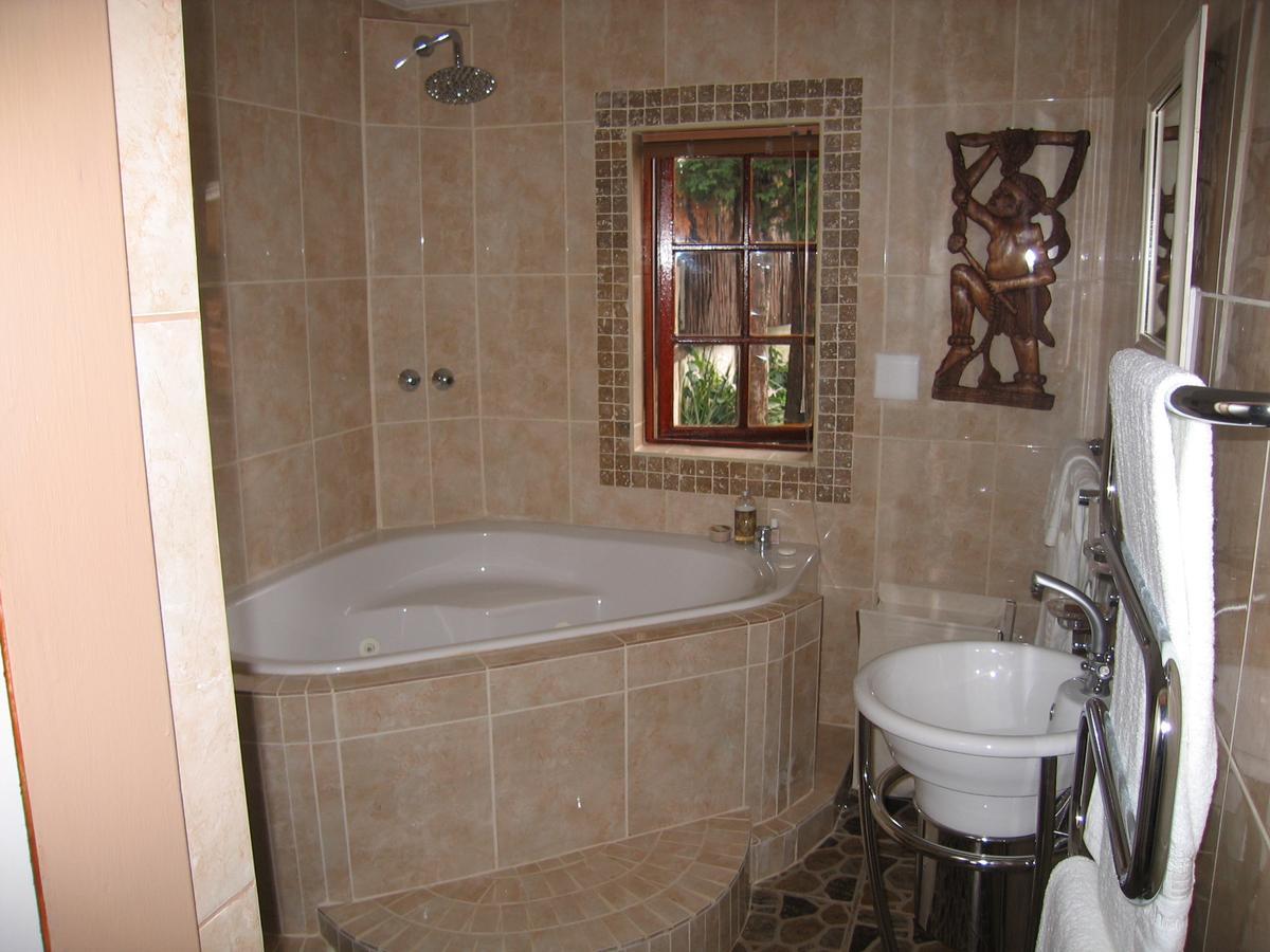 Makhaya Johannesburg