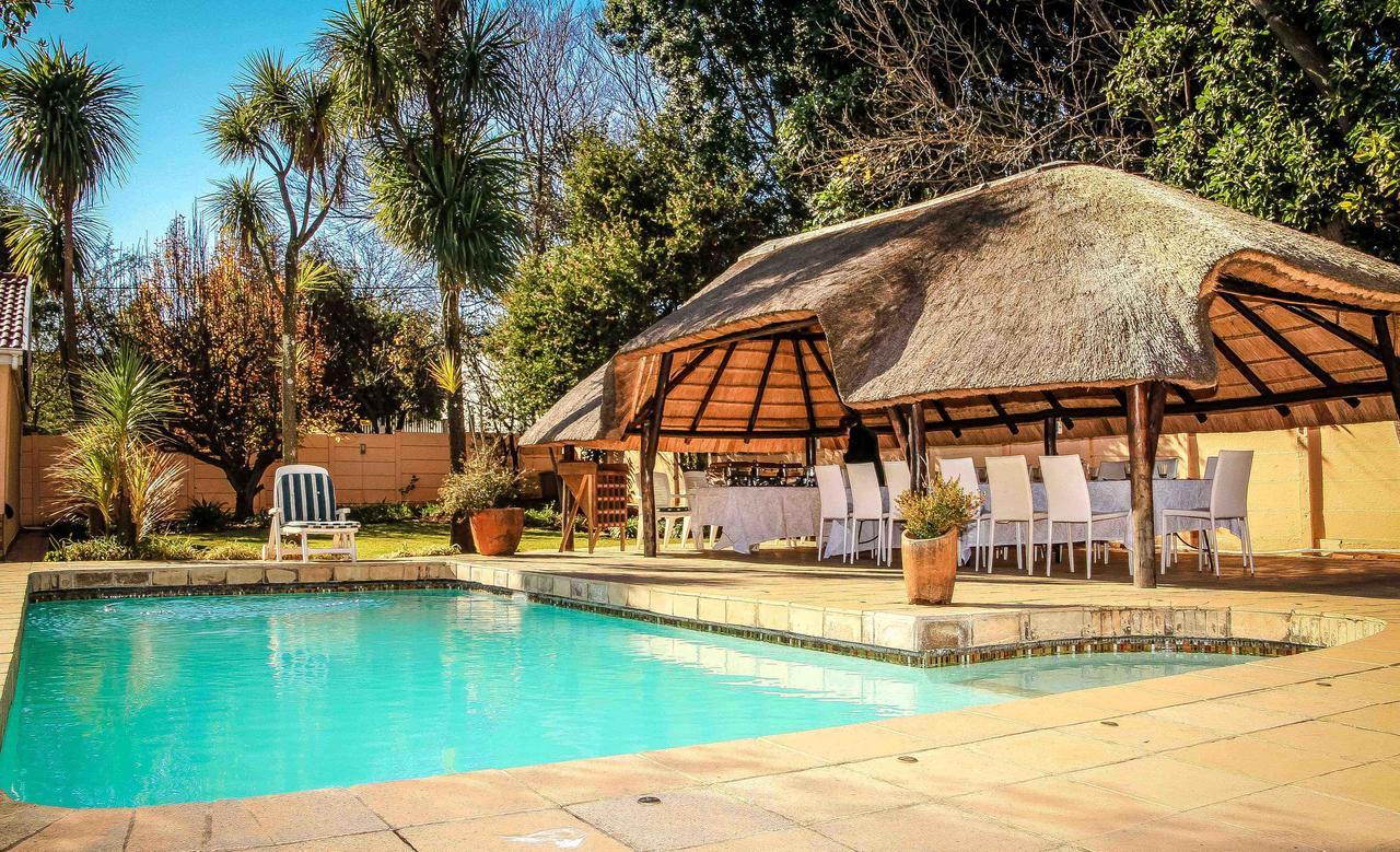 Guest house Toto's *
