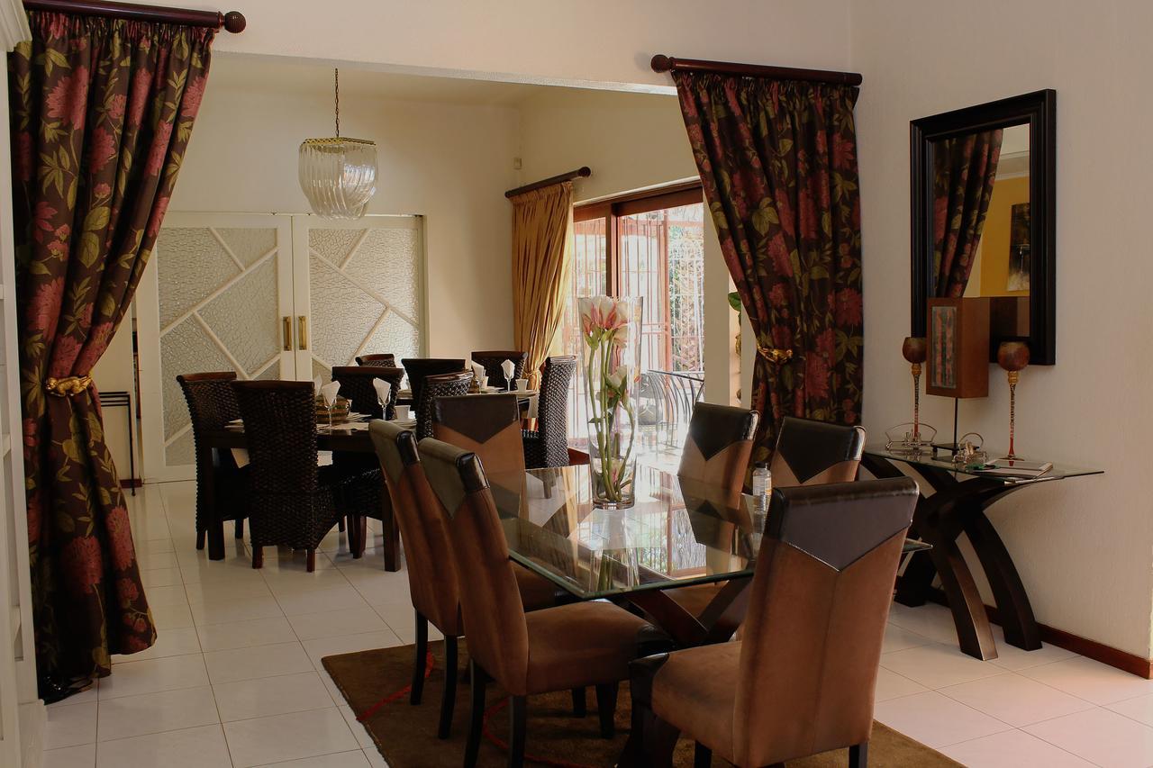 Bed & Breakfast Ravinala 3*