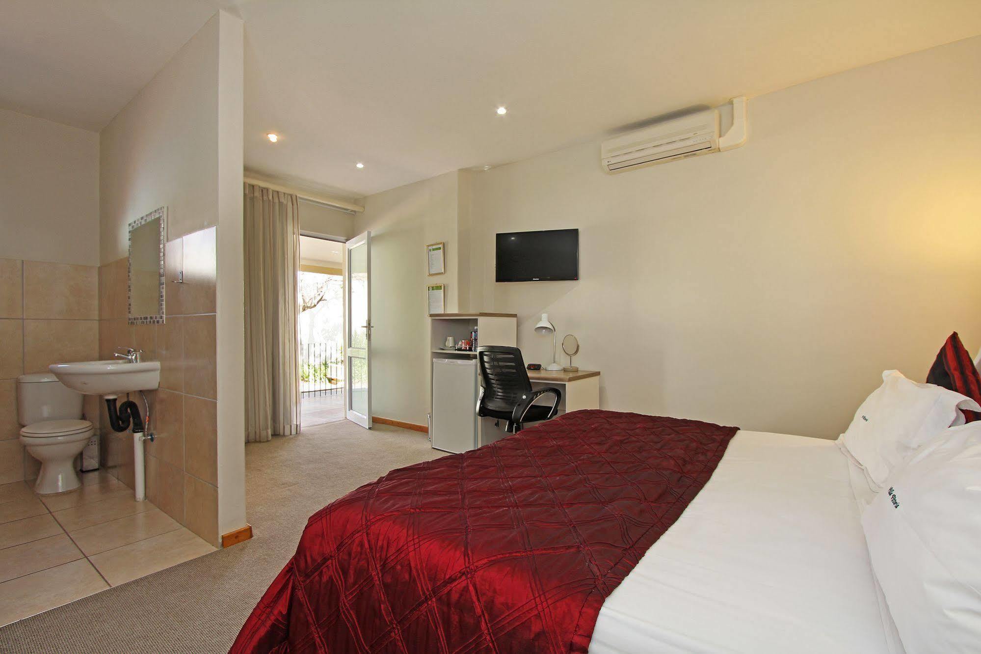 Vittoria And Conference Centre Guest house 4*