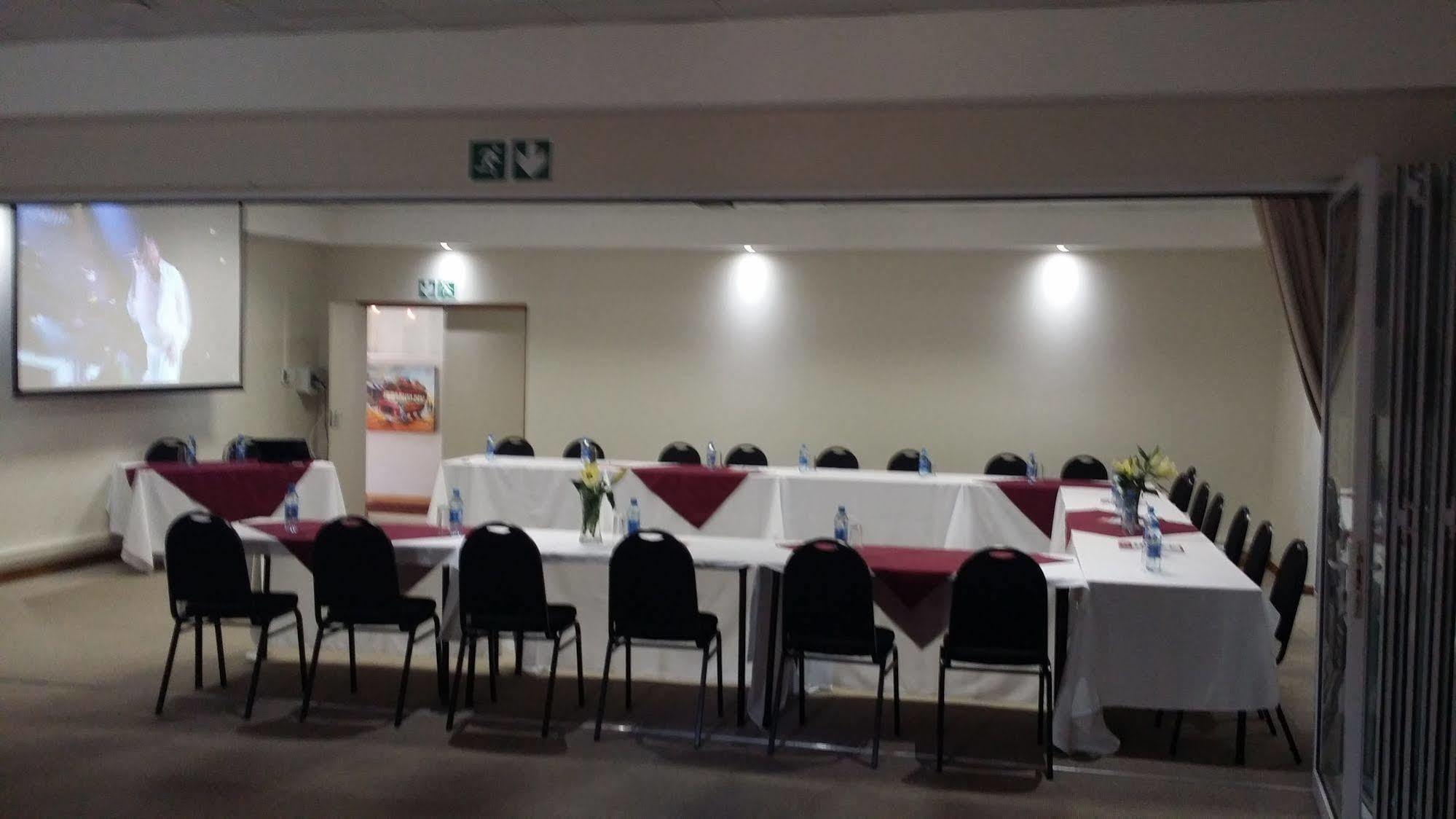 Vittoria And Conference Centre Guest house