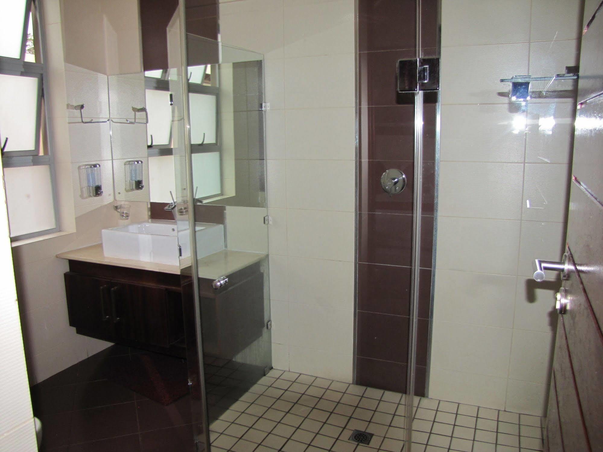 Silver Oak Luxury Hotel 3*