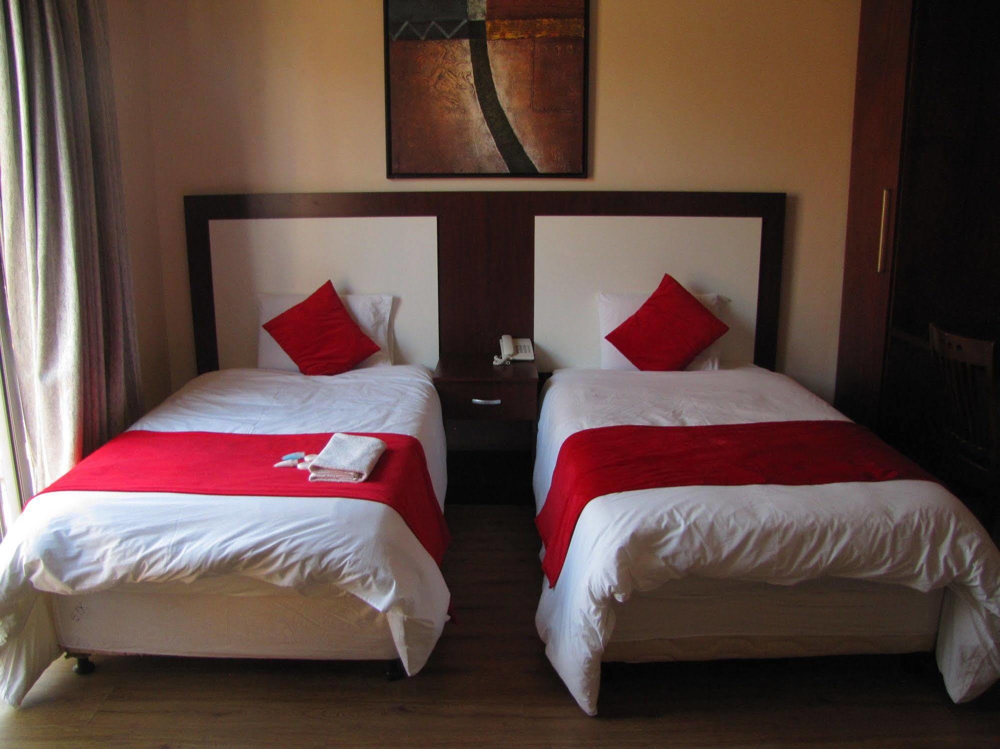 Hotel Silver Oak Luxury Johannesburg