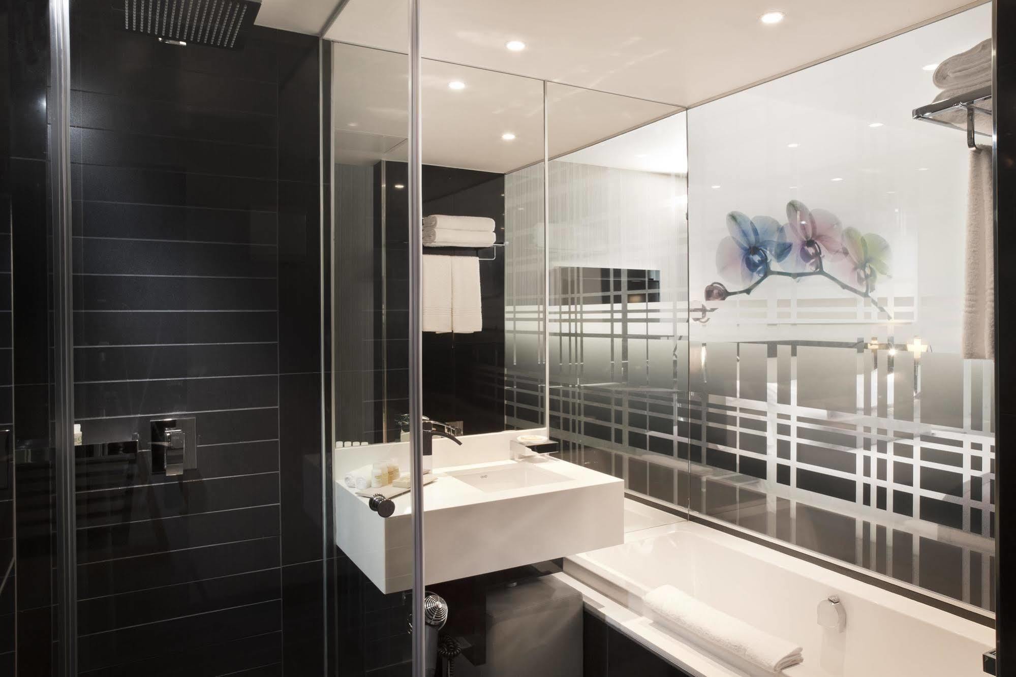 Southern Sun Grayston Sandton 4* Johannesburg
