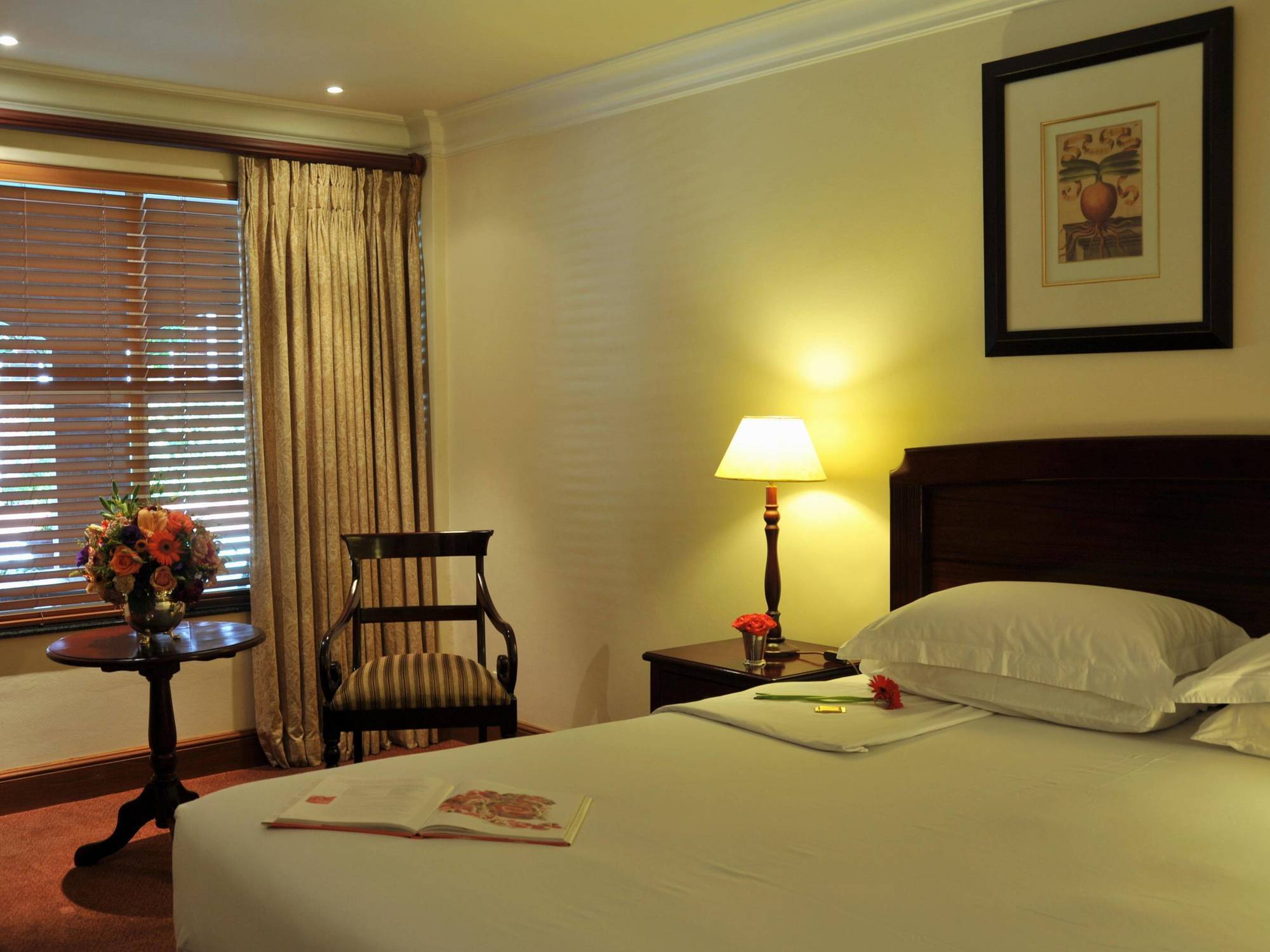 Premier Falstaff Hotel 4*