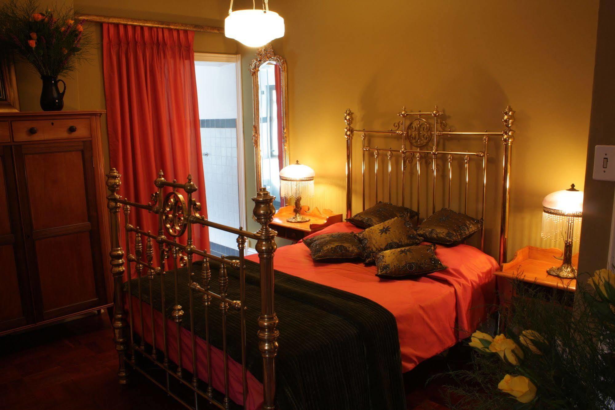 Northcliff Manor Guest house 4*
