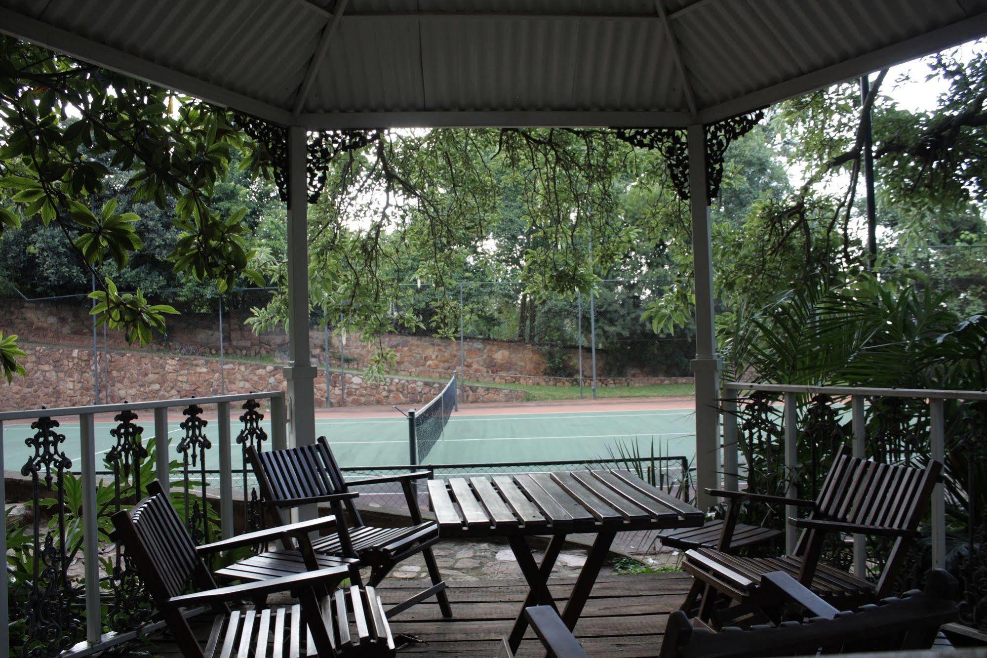 Guest house Northcliff Manor
