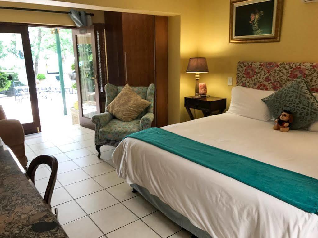 Elizabeth Manor 4*