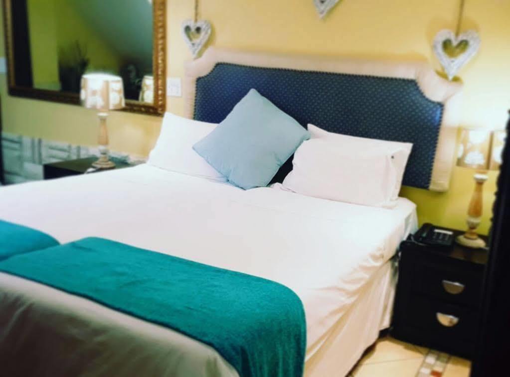 Elizabeth Manor Guest house