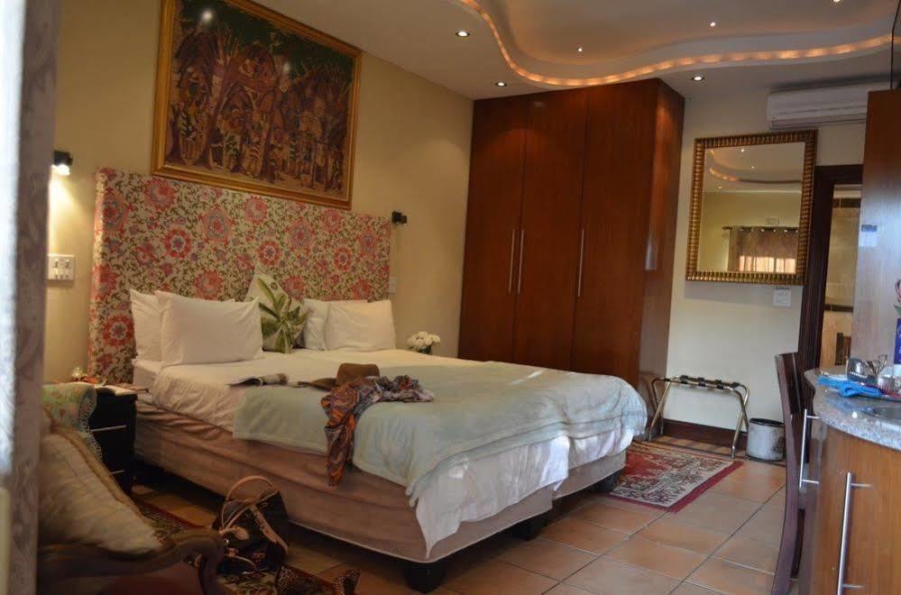 Elizabeth Manor Guest house