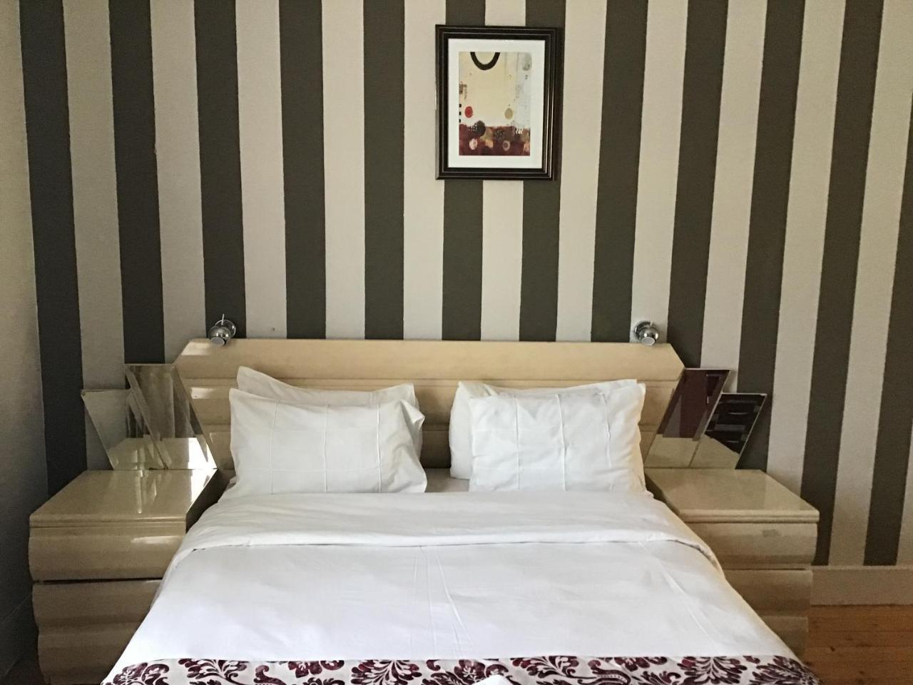 Guest house Marathon *