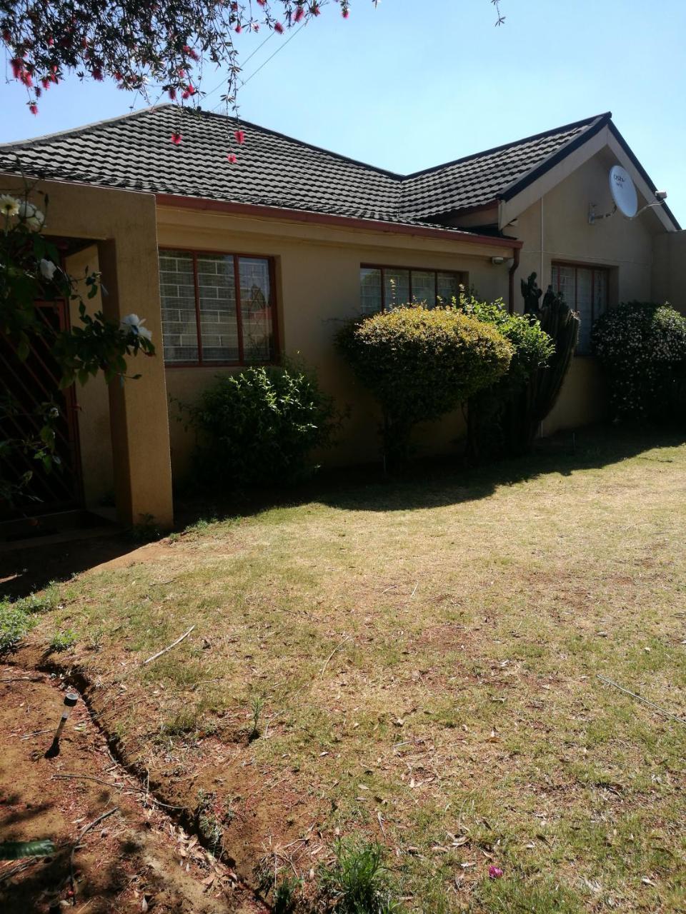 Nhà nghỉ Naisar's Primrose,johannesburg
