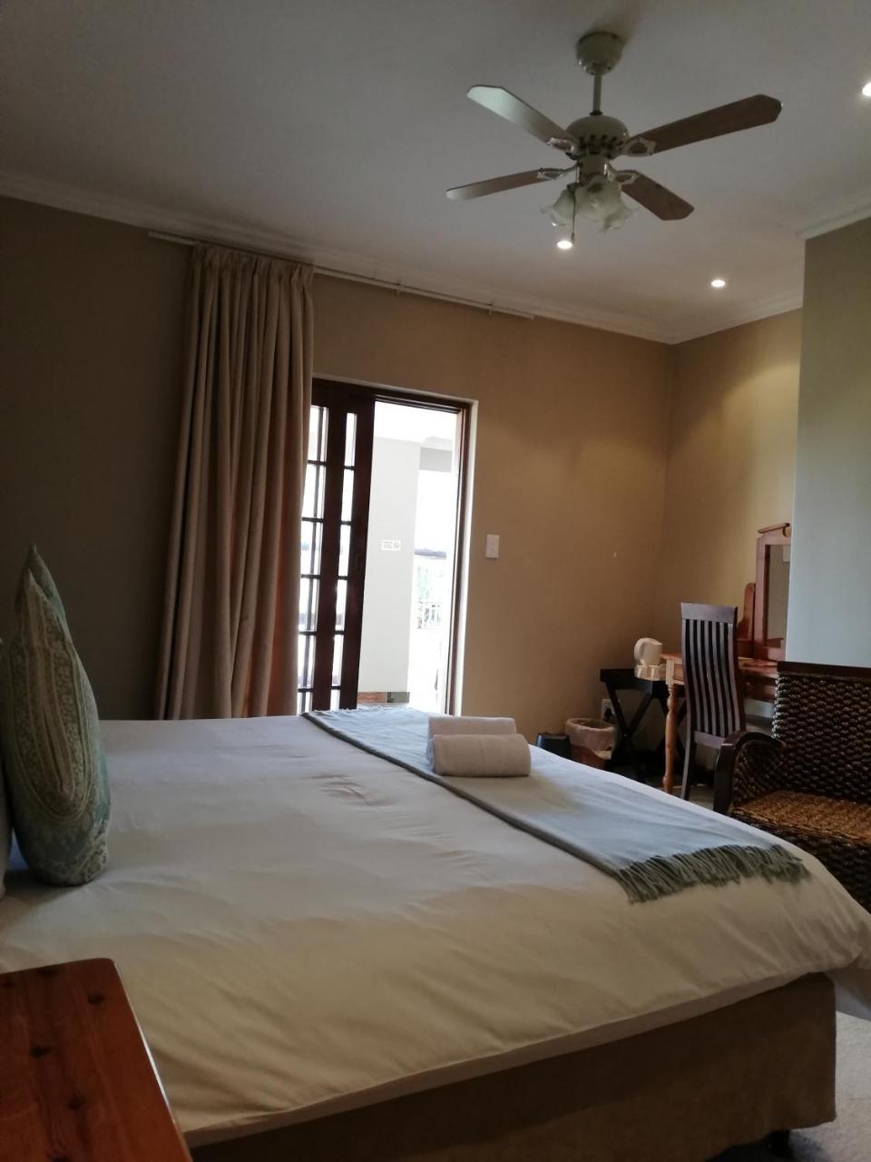 La Vue Guesthouse Lodge
